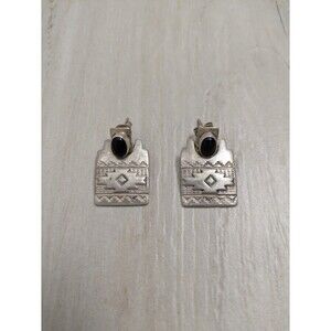 Vintage Native American Stud Earrings Sterling Silver Bear Paw Overlay Stamp AV